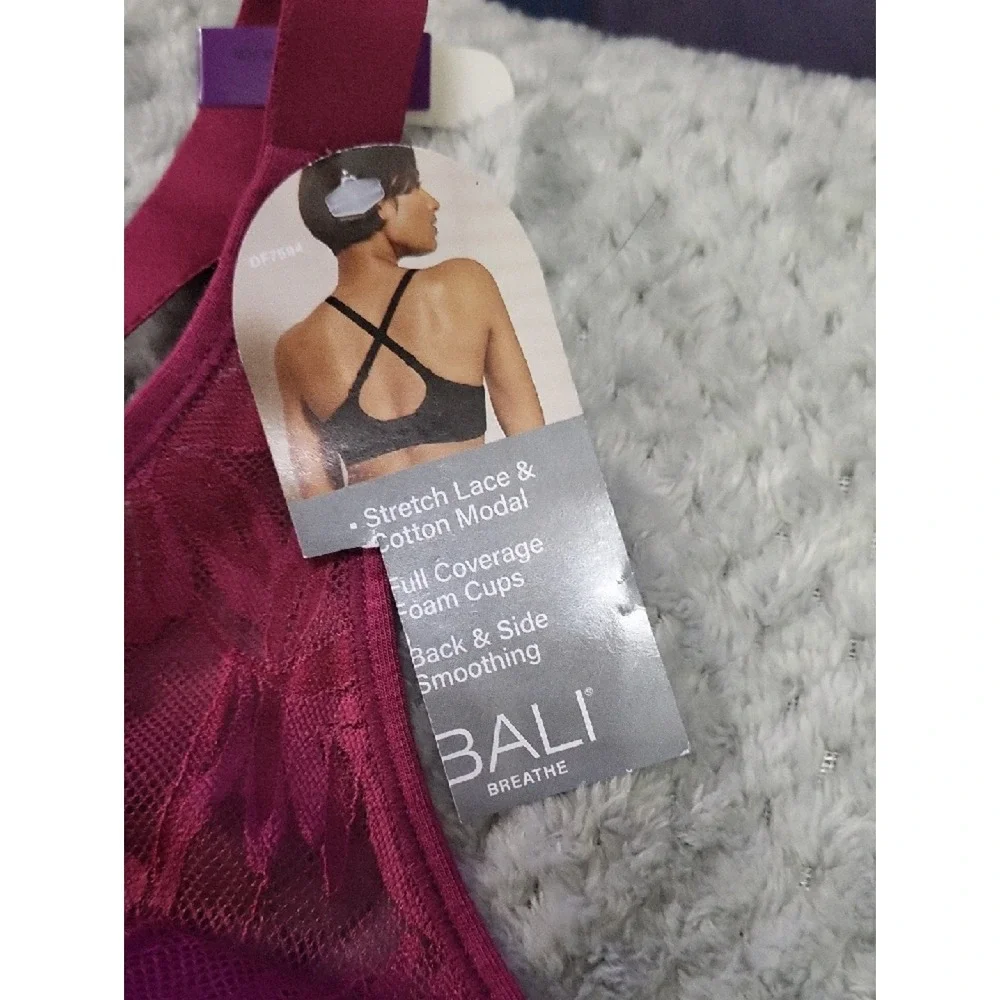 Nwt Bali‎ Lace Wireless Bra in Berry Plum 2xl